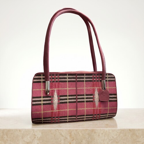 Kabelka z rejnočí kůže Pink Tartan Luxe